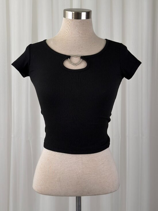 Wild Love Tops - Heart Cutout Rhinestone Ribbed Crop Top Coquette Y2K Black Soft Girl Womens S